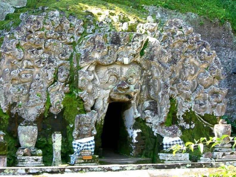 Goa Gajah Bali