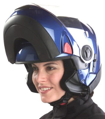 GriyaWisata.com - Apakah anda termasuk wanita yang kerap menjadikan motor sebagai alat transportasi untuk ke kantor? Pastinya helm akan menjadi teman setia anda selama perjalanan.